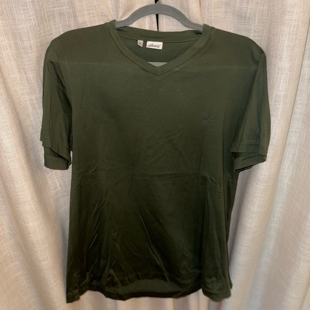 Brioni Men's Dark Green V-Neck Tee